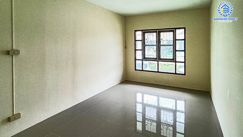 *****ทาวน์เฮ้าส์มือสองนนทบุรี ม.พฤกษา14B กาญจนาภิเษก เนื้อที่ 18 ตร.ว. ฟังก์ชัน 3 ห้องนอน 2 ห้องน้ำ 1 ที่จอดรถ บ้านสวย พร้อมอยู่ บนทำเลแห่งการเดินทาง ใกล้รถไฟฟ้าสายสีม่วง "สถานีคลองบางไผ่" และทางด่วน "ศรีรัช" ห้ามพลาด!